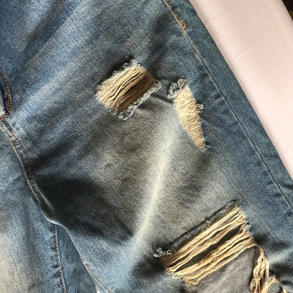 Forever21 straight leg jeans - Picture 3 of 7
